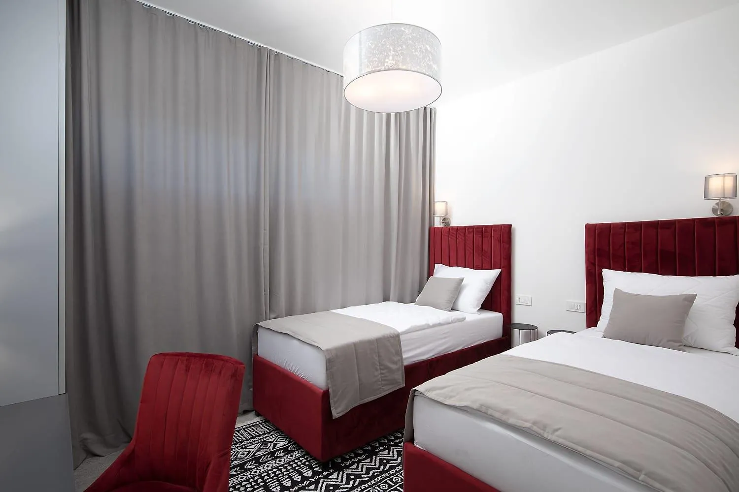 Villa Tiki In Medulin For 16 Person With Heated Pool & Spa Only 1 Km From The Beach 0*,
