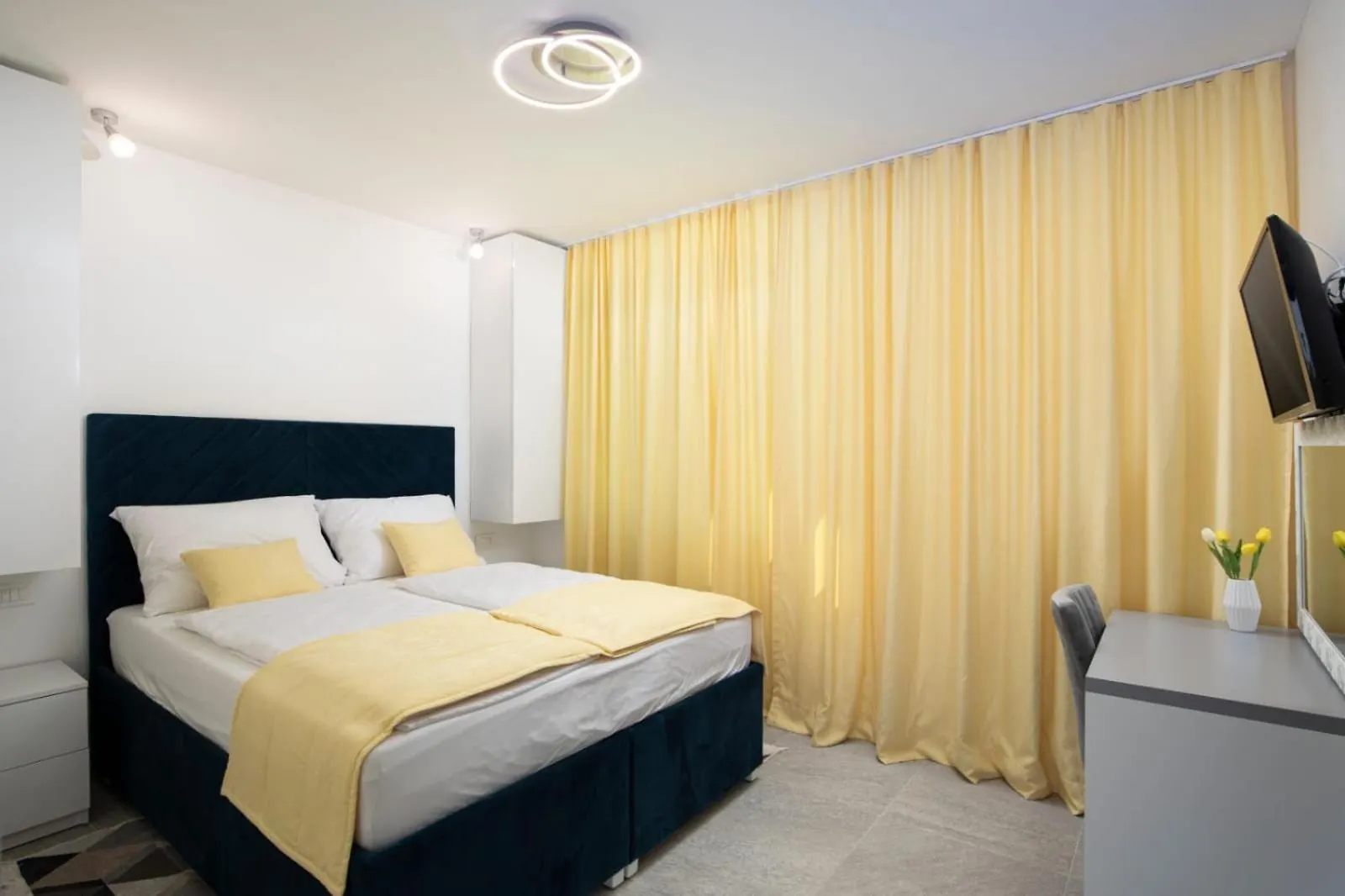 Villa Tiki In Medulin For 16 Person With Heated Pool & Spa Only 1 Km From The Beach Croatia